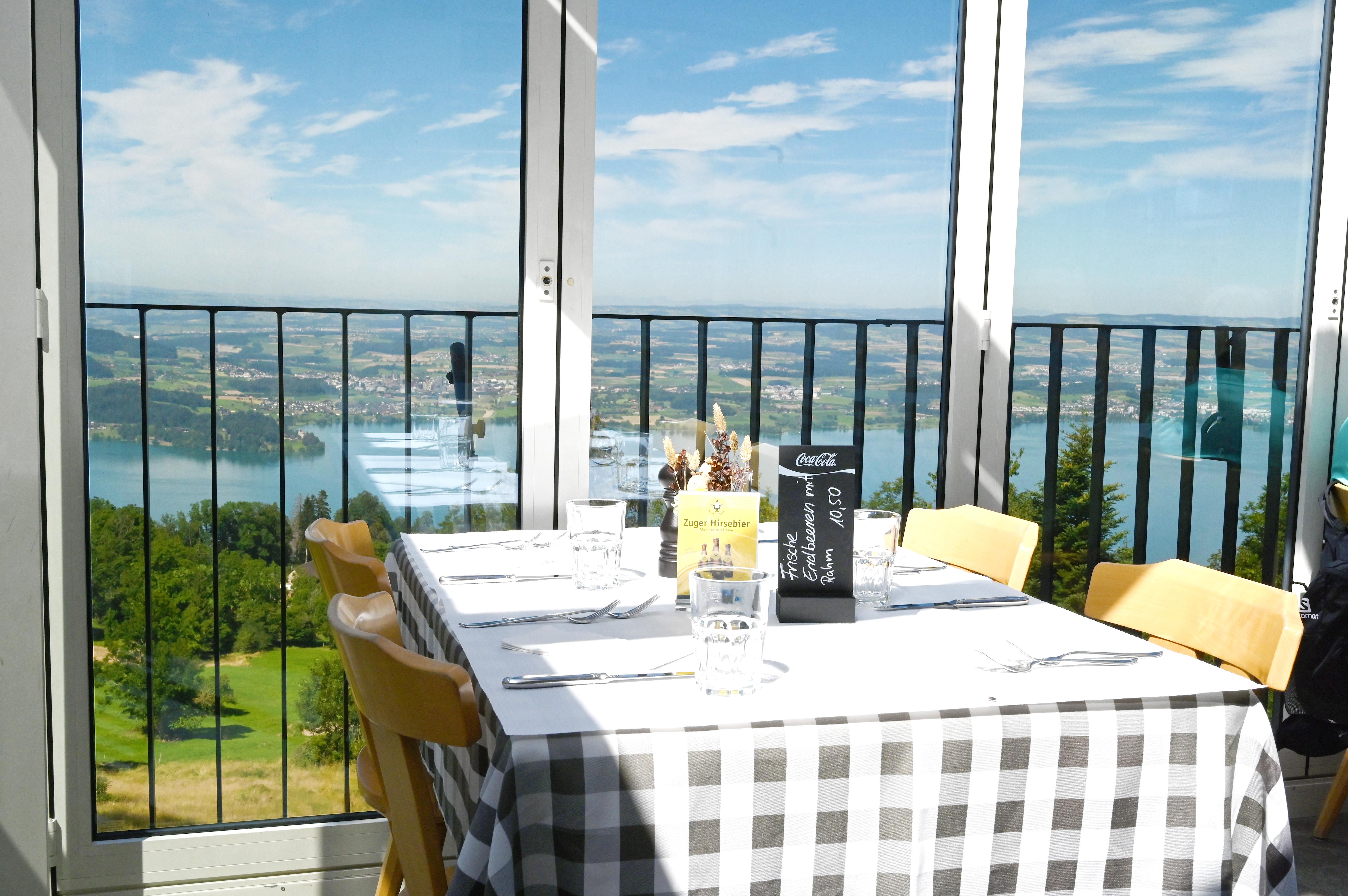 Zugerberg Restaurant Tisch